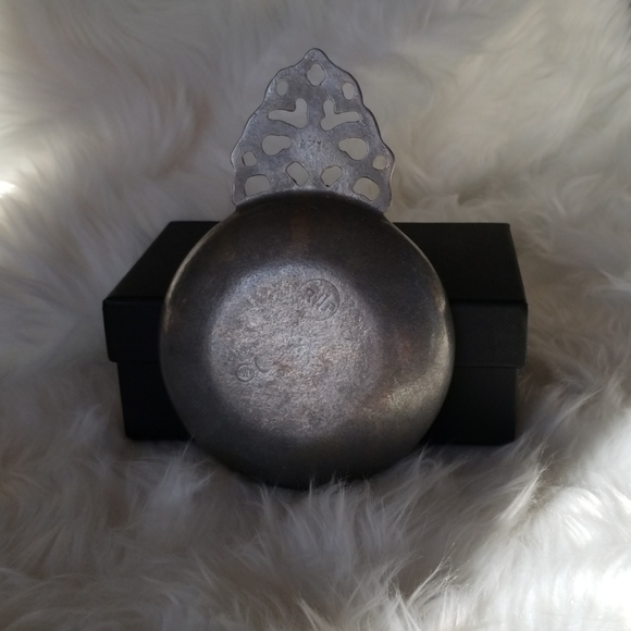 Vintage Pewter Wilton Armetale Eagle Porringer - Picture 7 of 7